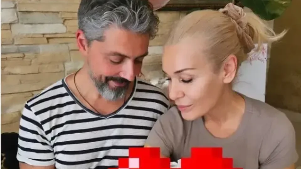 Гала ЛЪЖЕ, че е от Плевен! Вижте как се руши родната й къща в село Долни Вит
