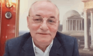 Доган напуска политиката